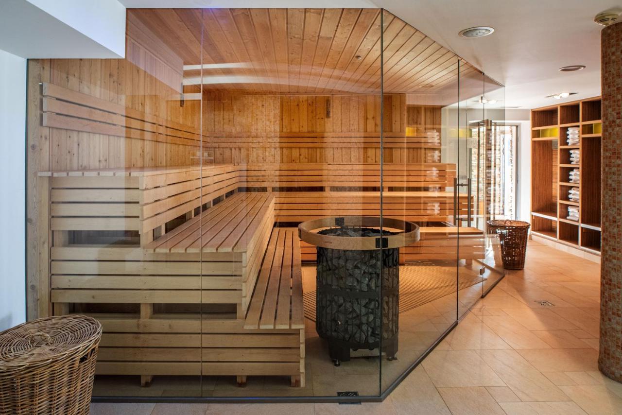 Spa Hotel Lanterna เวลเก คาร์โลวิตเซอ ภายนอก รูปภาพ