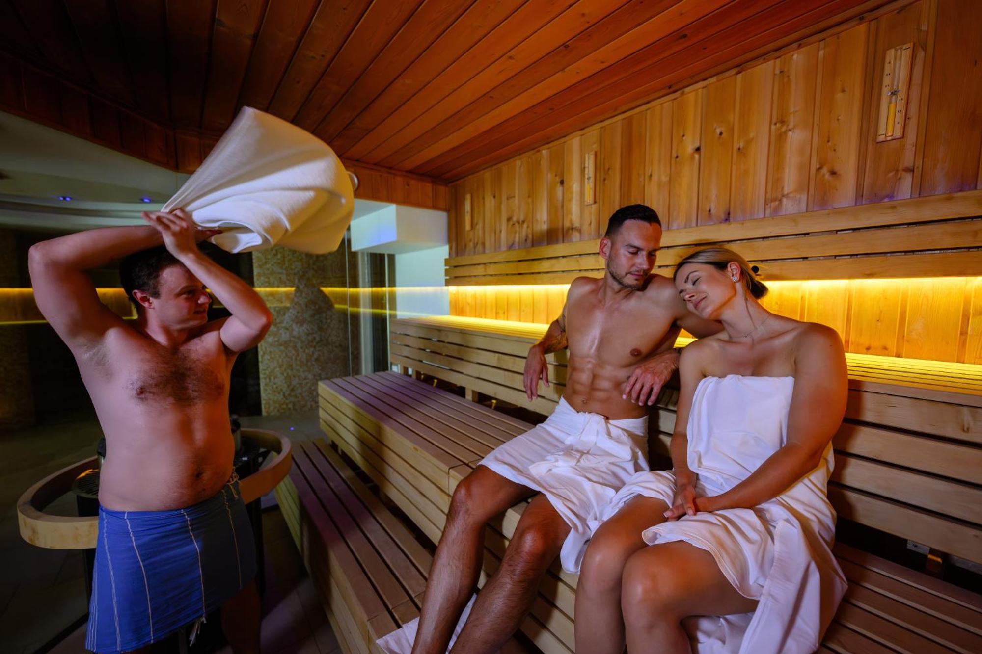 Spa Hotel Lanterna เวลเก คาร์โลวิตเซอ ภายนอก รูปภาพ