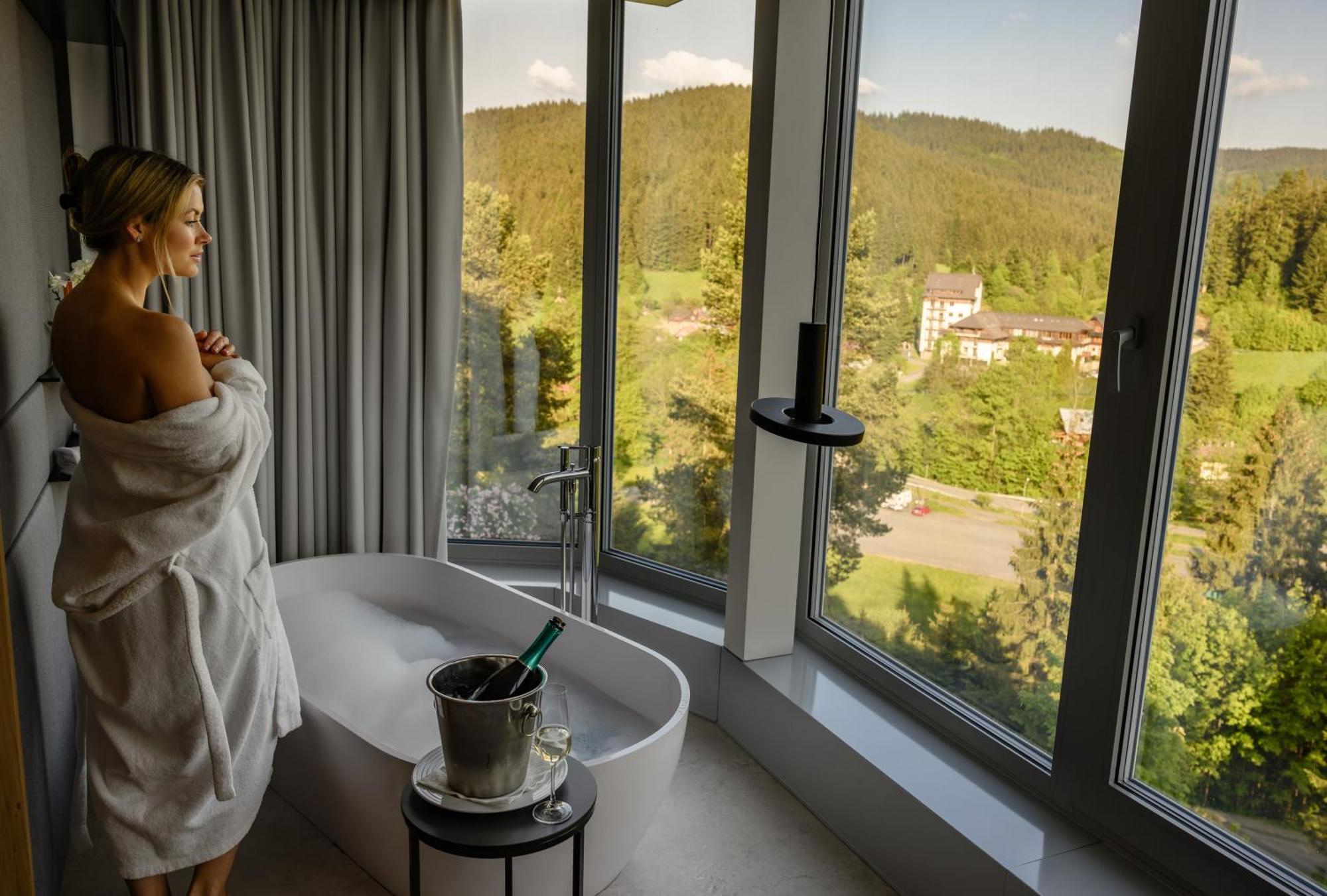 Spa Hotel Lanterna เวลเก คาร์โลวิตเซอ ภายนอก รูปภาพ